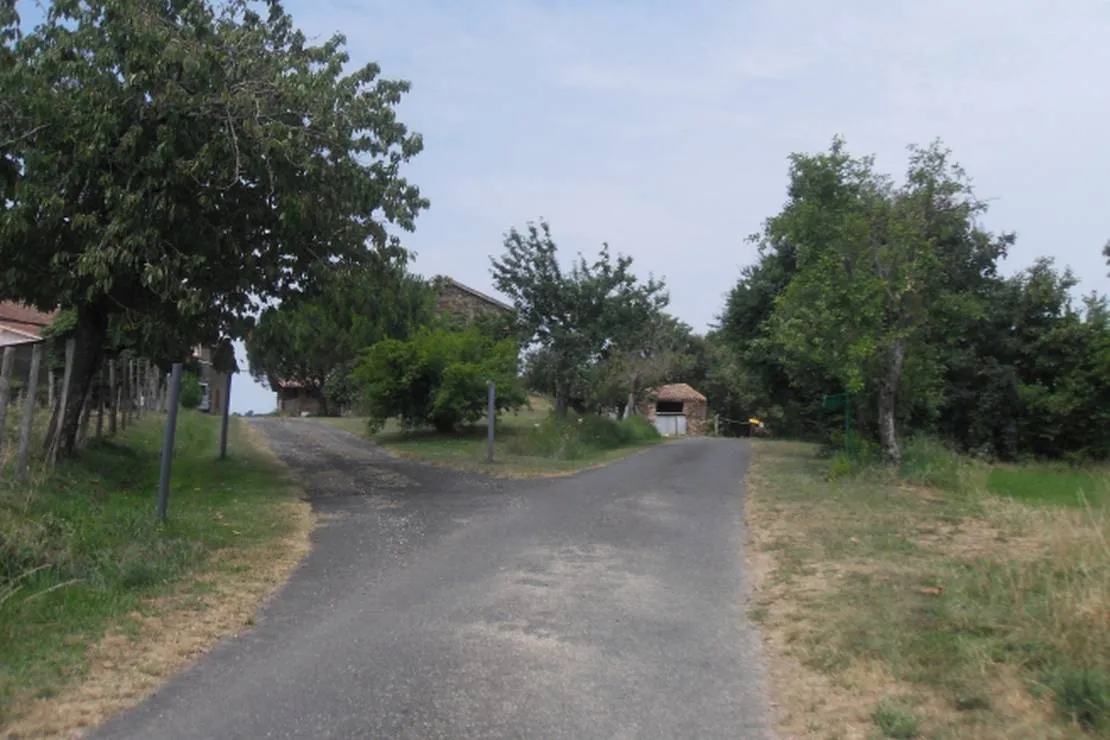 ferme-auberge-du-caillol-m-francis-blanc-salles-ujd9e