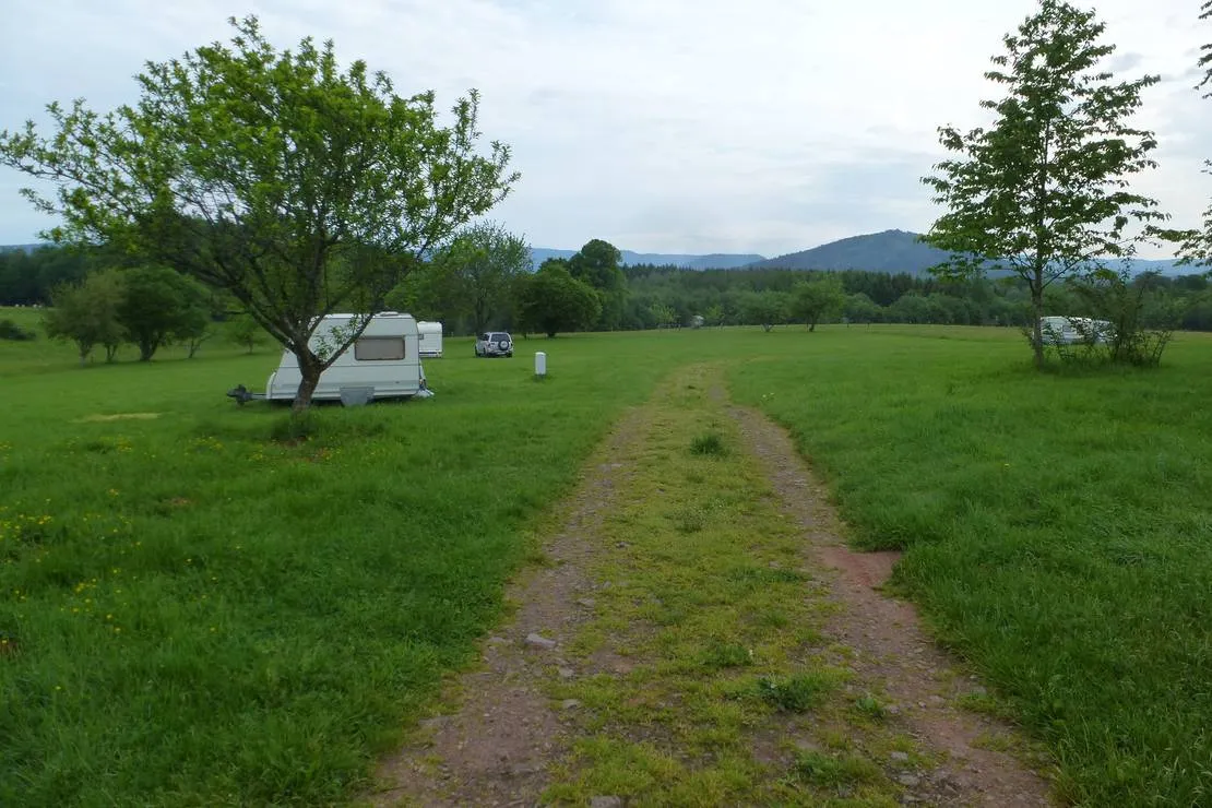 camping-des-7-hameaux-ban-de-sapt-wmoos