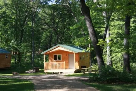 als-fox-hill-rv-park-campground-baraboo-axeka