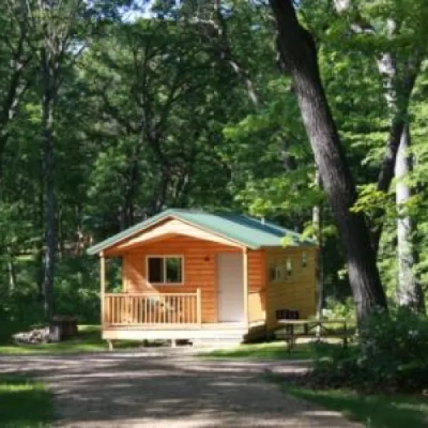 als-fox-hill-rv-park-campground-baraboo-axeka