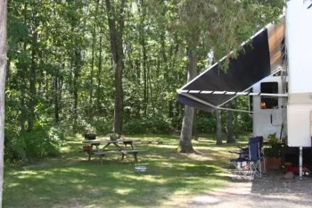 als-fox-hill-rv-park-campground-baraboo-lurxb