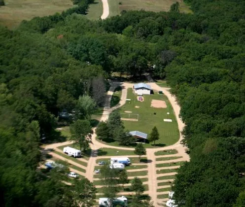 als-fox-hill-rv-park-campground-baraboo-sn7l4
