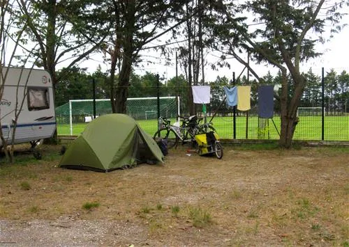 camping-municipal-loupian-bvfqc