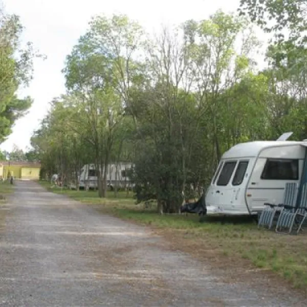 camping-municipal-loupian-sqphy