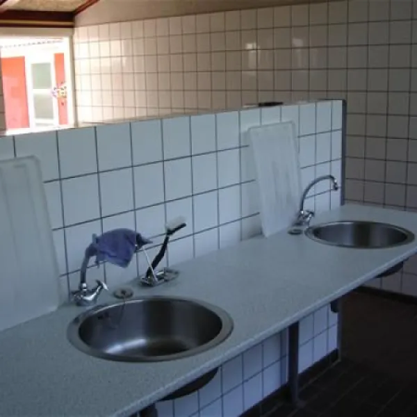hullehavn-camping-svaneke-nocjd