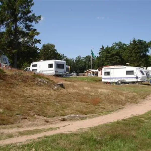 hullehavn-camping-svaneke-uvise