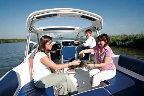 waveney-river-centre-beccles-k7wyb