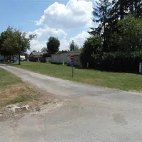 camping-municipal-du-lac-villegusien-le-lac-lh6og