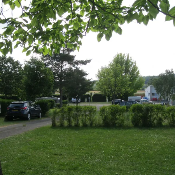 camping-municipal-du-lac-villegusien-le-lac-o8dqv