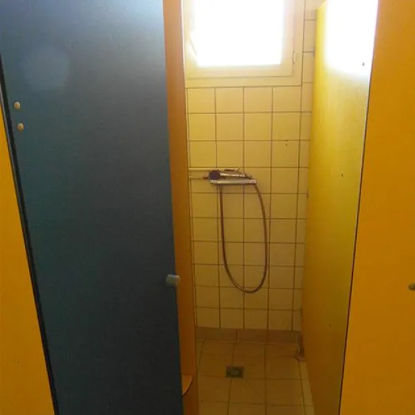 camping-municipal-du-lac-villegusien-le-lac-oj6o3
