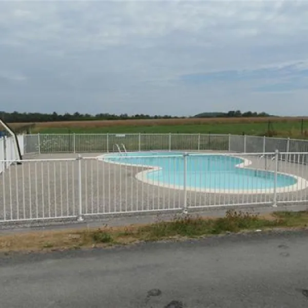 camping-municipal-du-lac-villegusien-le-lac-q435m