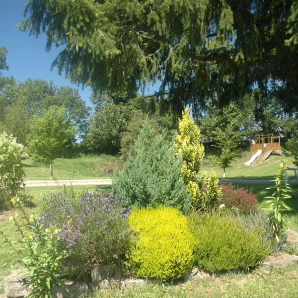 camping-le-puits-st-martin-des-besaces-ehsrt
