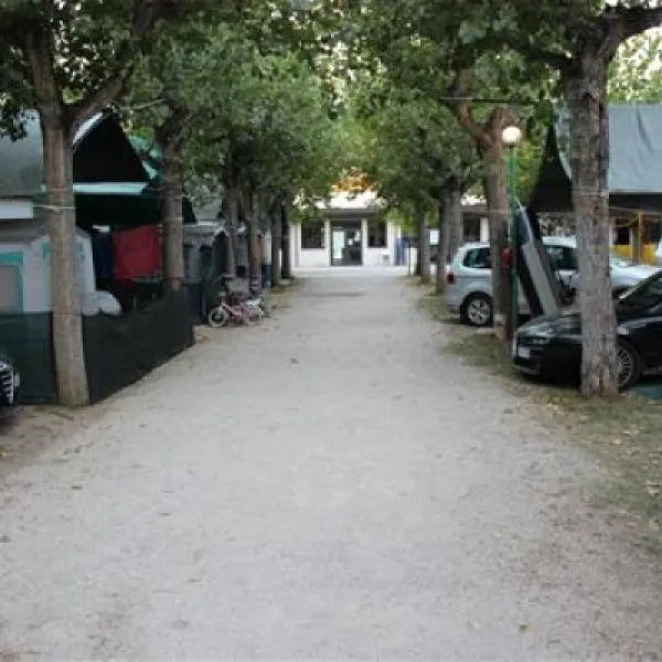 camping-villaggio-villa-elena-martinsicuro-uj5ft