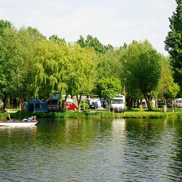 camping-het-rietveen-landsmeer-d7ycq