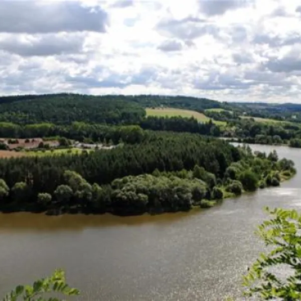 novy-dvur-tyn-nad-vltavou-amfpv