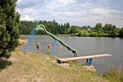 novy-dvur-tyn-nad-vltavou-e1xuy