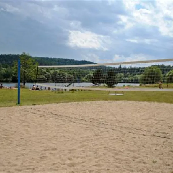 novy-dvur-tyn-nad-vltavou-fd3hk