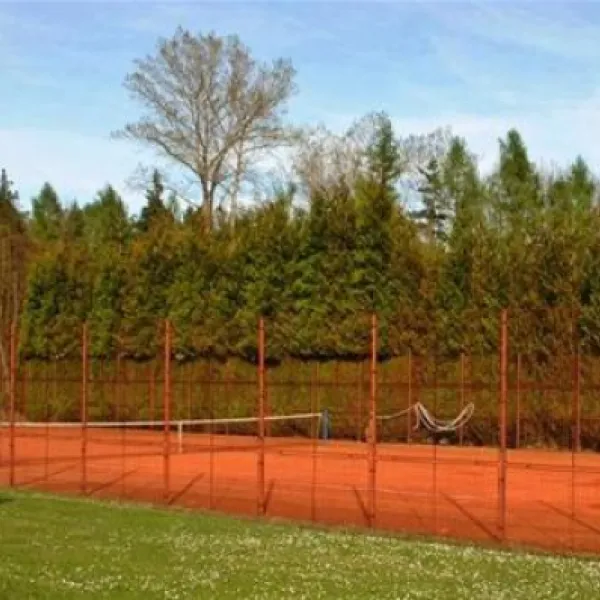 novy-dvur-tyn-nad-vltavou-qhhj7