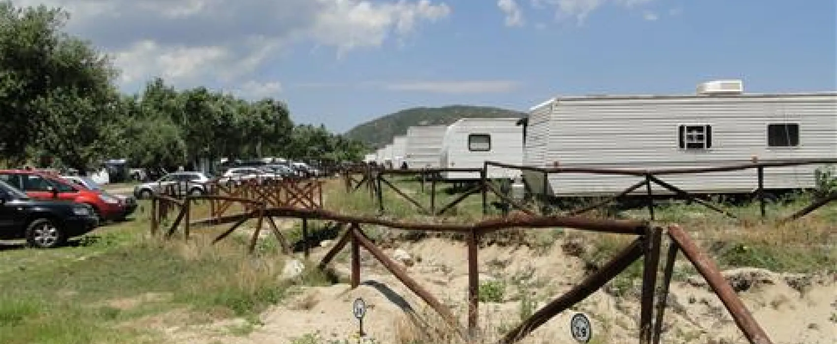 Thalatta Kalamitsi Village Camp