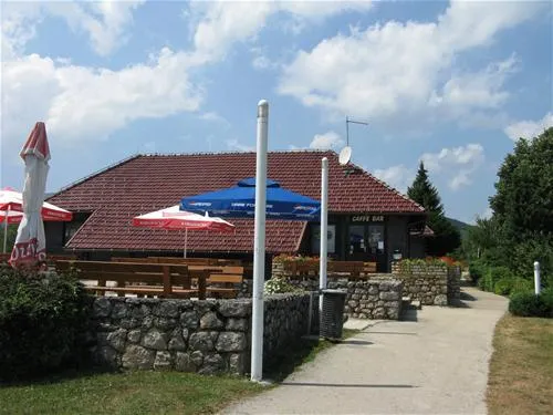 camping-korana-plitvice-lakes-n58jr