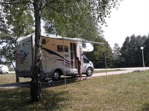 camping-korana-plitvice-lakes-yc20u