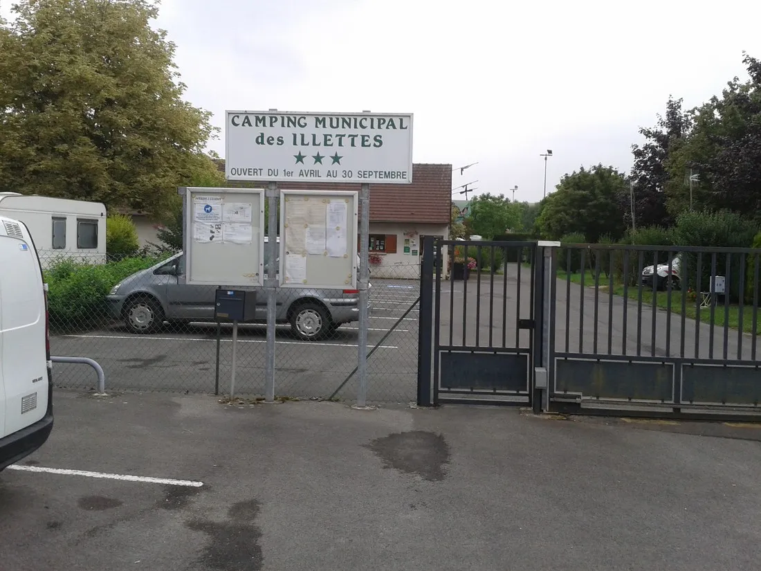 camping-municipal-les-ilettes-charly-sxyex