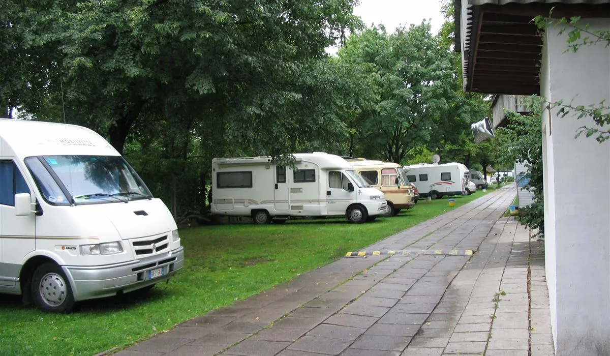 camping-123-warszawa-9gmxs