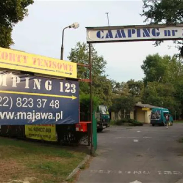 camping-123-warszawa-g4stn