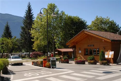 camping-spiaggia-lago-di-molveno-molveno-6dnif