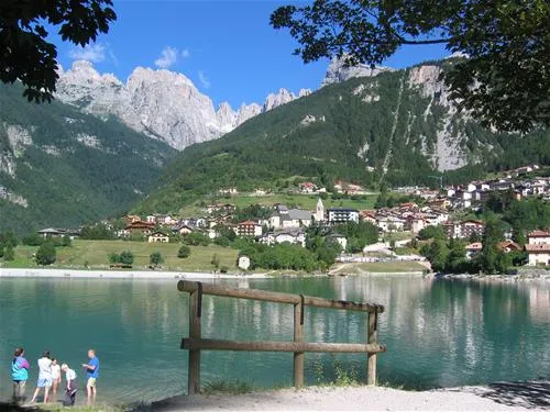 camping-spiaggia-lago-di-molveno-molveno-ilzdc