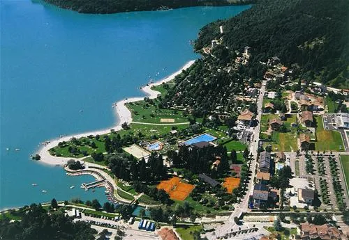 camping-spiaggia-lago-di-molveno-molveno-mw4sq