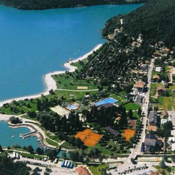 camping-spiaggia-lago-di-molveno-molveno-mw4sq