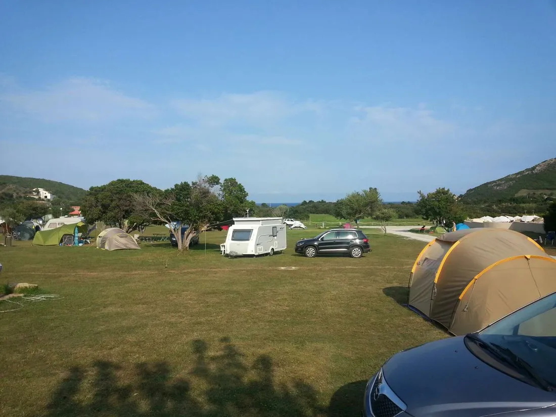 camping-la-pietra-pietracorbara-czkyu