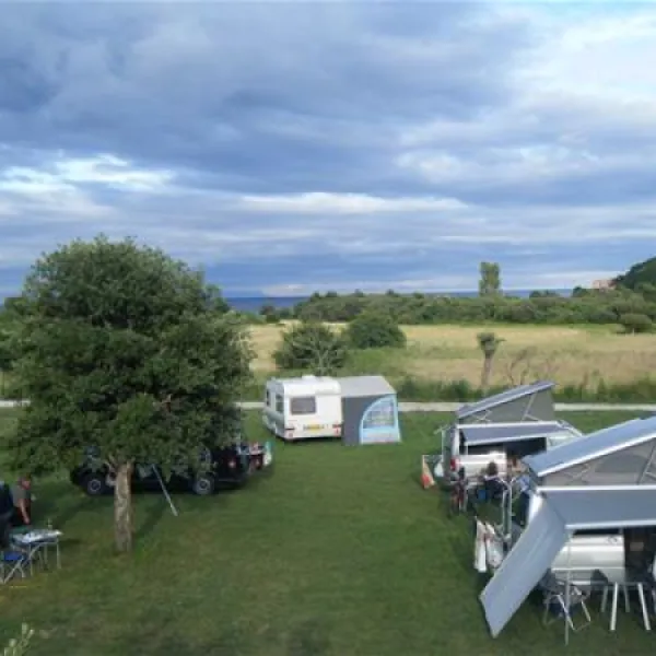 camping-la-pietra-pietracorbara-r7ljw