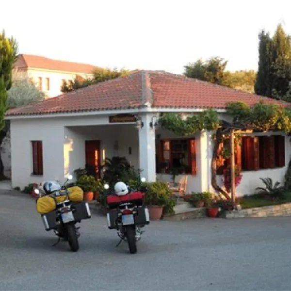 camping-sikia-volos-akz0n