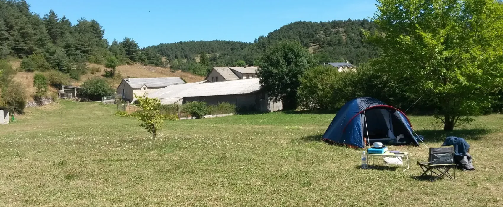 Camping aire naturelle de Camping Le Bouquet