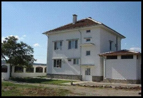 sakar-hills-camping-biser-gxese