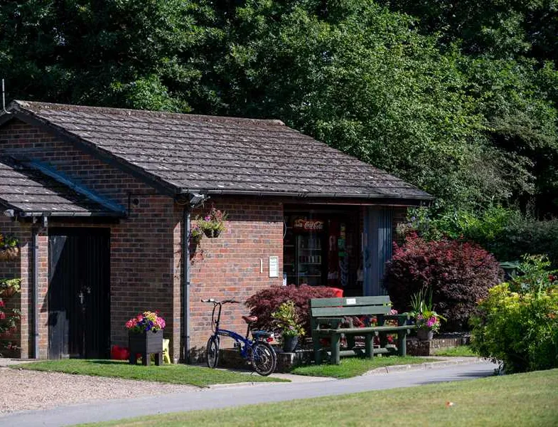 camping-and-caravanning-club-site-crowborough-crowborough-lwjzo