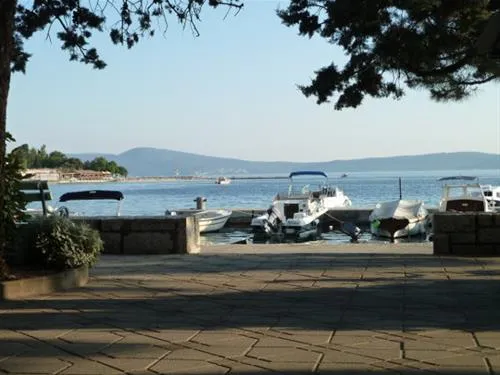 camping-selce-selce-e8jzn