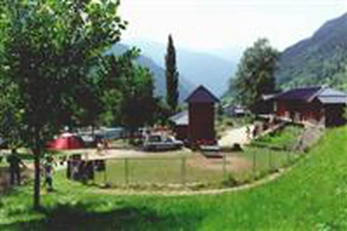 camping-pica-destats-alins-fz3jf