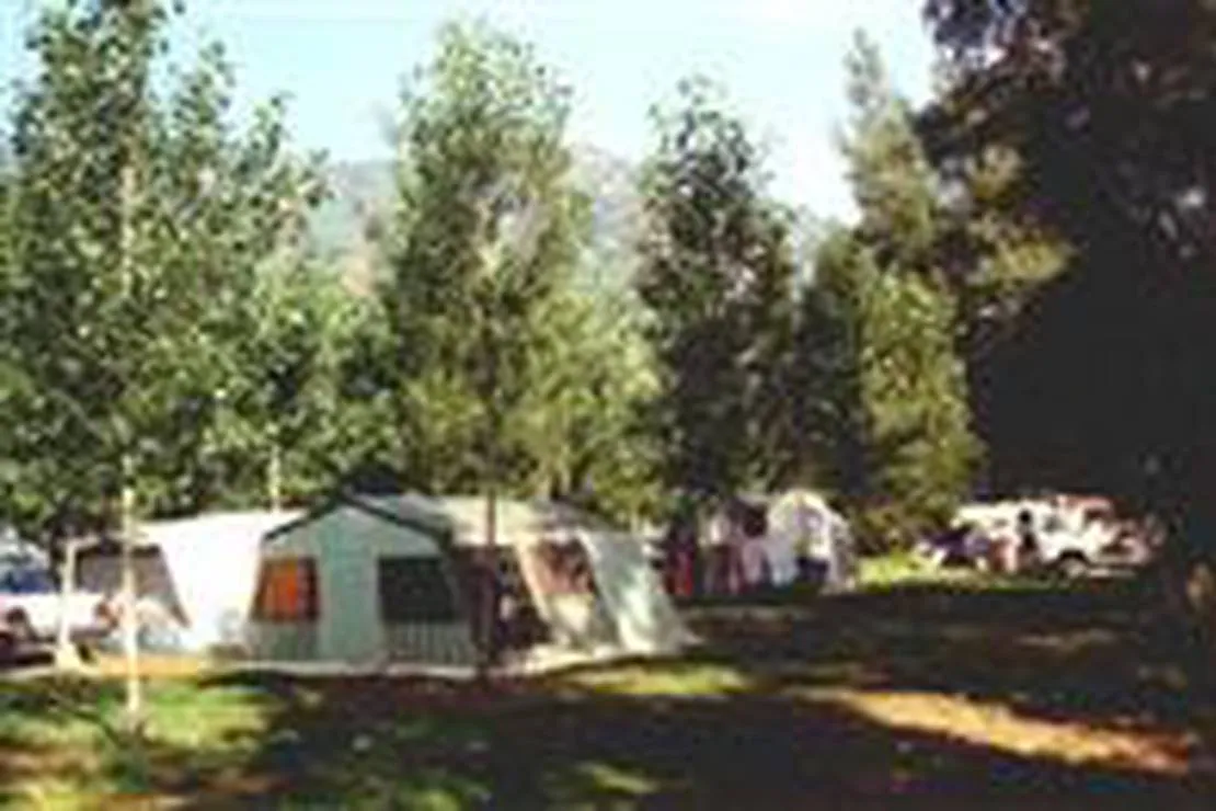 camping-pica-destats-alins-iy9uu