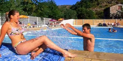 camping-le-plan-deau-ardche-qsfz7