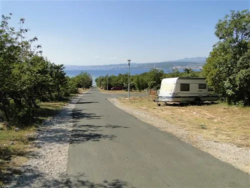 camping-pusca-omisalj-6vz1t