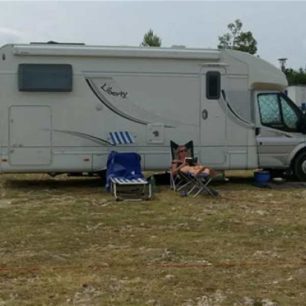 camping-pusca-omisalj-hwlct