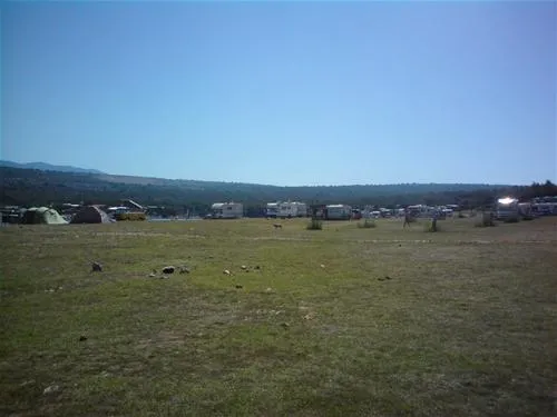 camping-pusca-omisalj-qsxnf