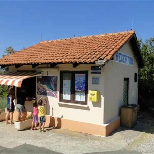 camping-pusca-omisalj-vr4fq