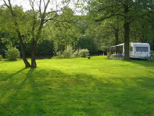 campingplatz-am-flussfreibad-bad-ktzting-4v79q