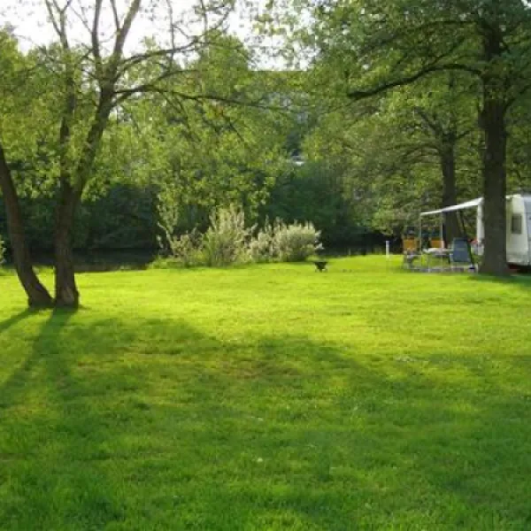 campingplatz-am-flussfreibad-bad-ktzting-4v79q