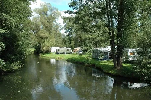 campingplatz-am-flussfreibad-bad-ktzting-ch2sh