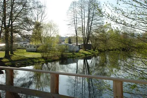 campingplatz-am-flussfreibad-bad-ktzting-pnlxo